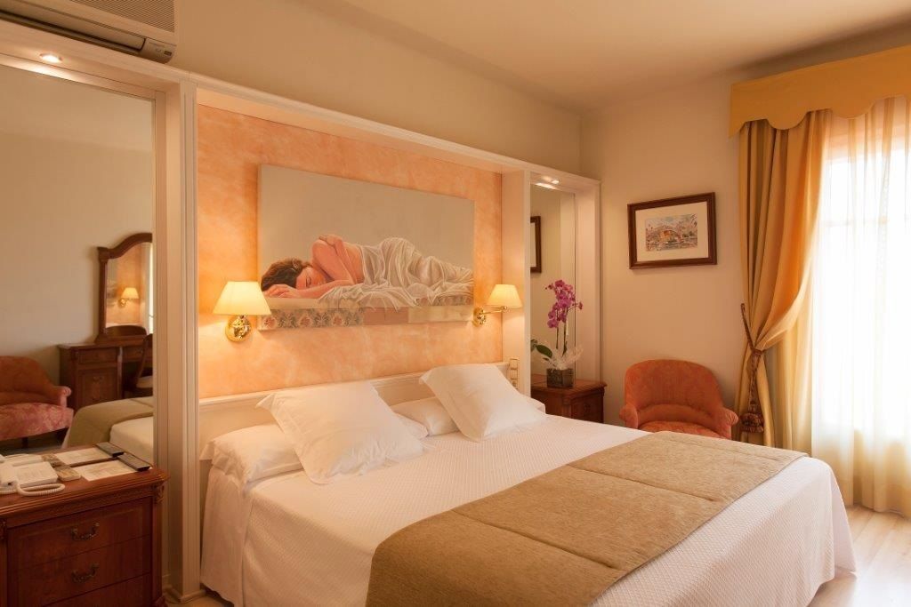 Hotel Pirineos Figueres  Eksteriør billede